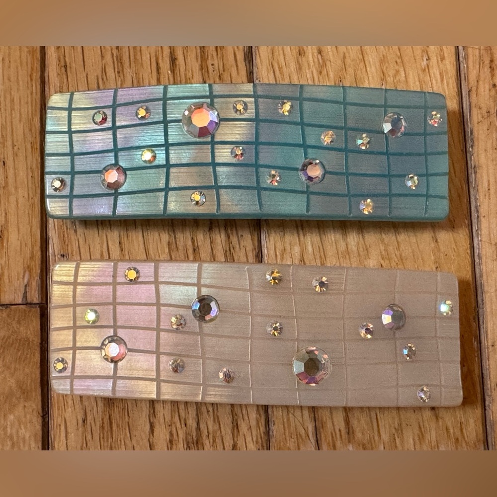 Hair Barrettes (2) VTG Acrylic Matallic
Blue and Tan Tones